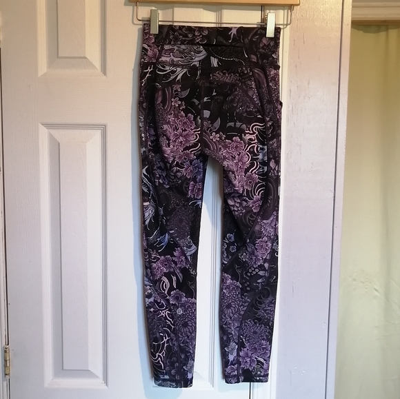 Lululemon Time To Sweat Crop 23" - Picture 4 of 6